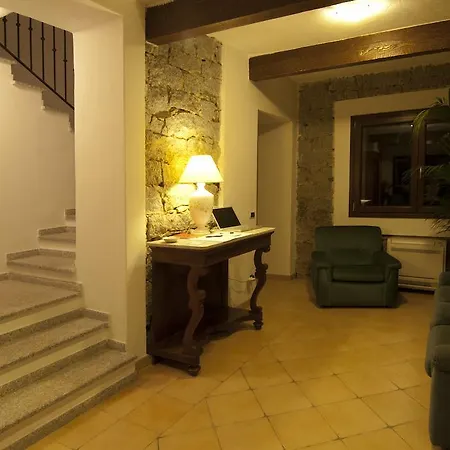 Bed & Breakfast Iradas *